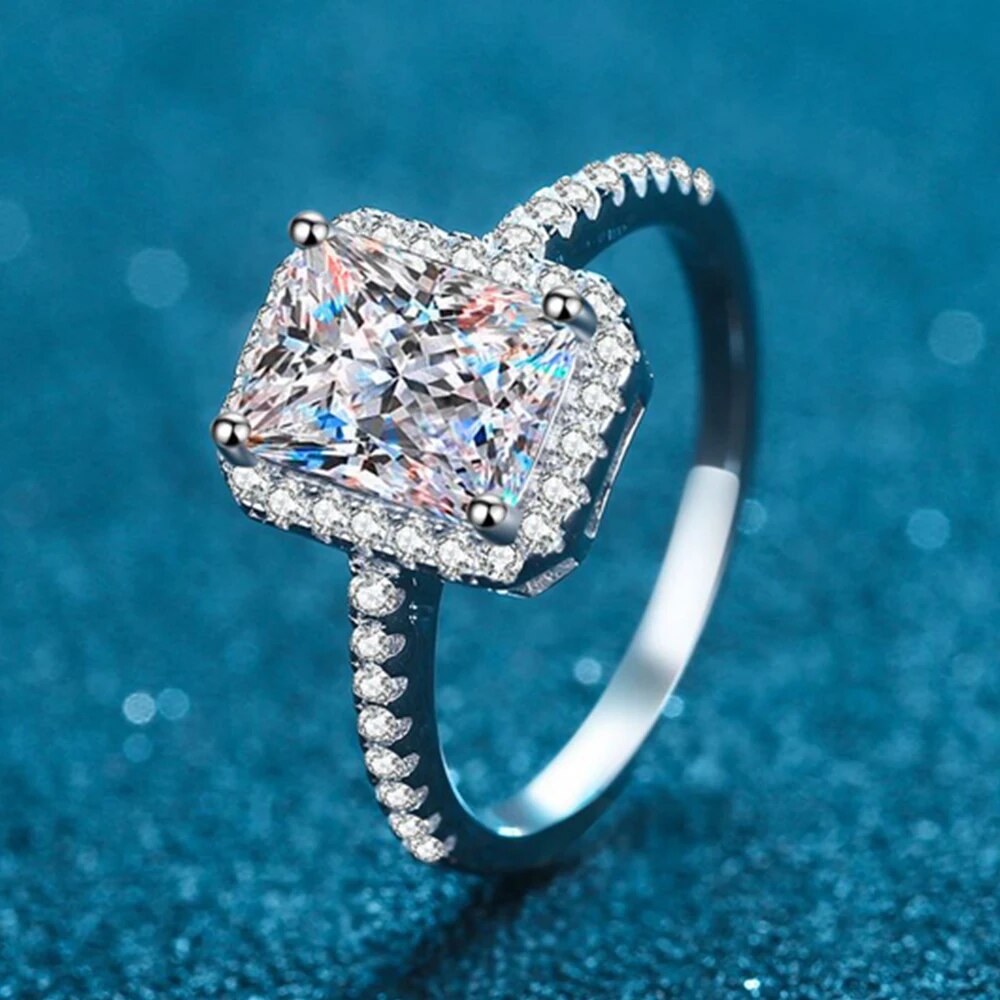 Cayla 2ct Moissanite Diamond Rings