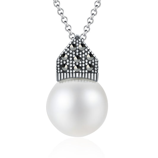 Gia Freshwater Pearl Necklace