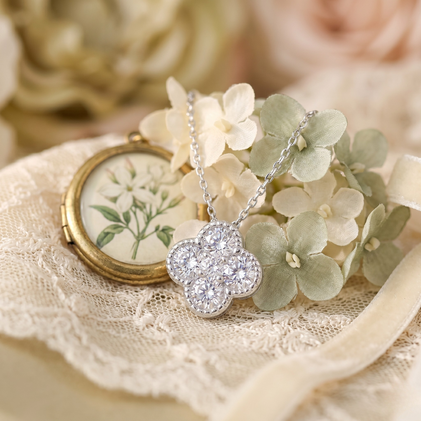 Stella rhodium plated sterling silver S925 clover necklace with sparkling zircon stones, tarnish resistant fine jewelry with timeless elegance.