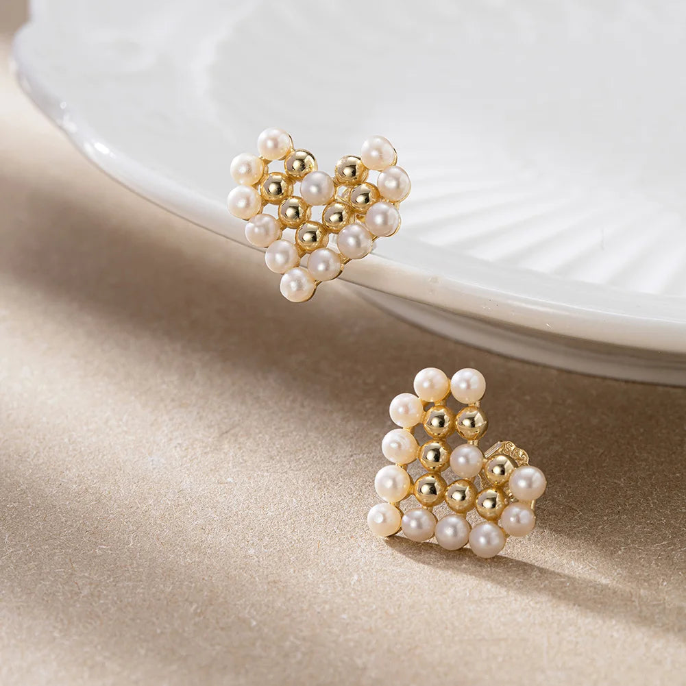 Elsa Heart Pearl Stud Earrings