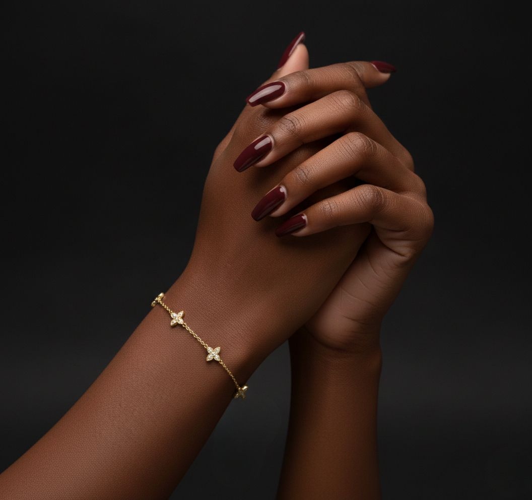 Detailed craftsmanship of the fine chain on this 14K gold plated sterling silver bracelet.
