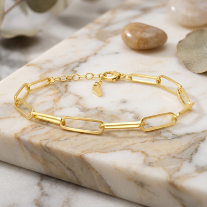 Modern minimalist silver bracelet designed for everyday wear and effortless stacking.