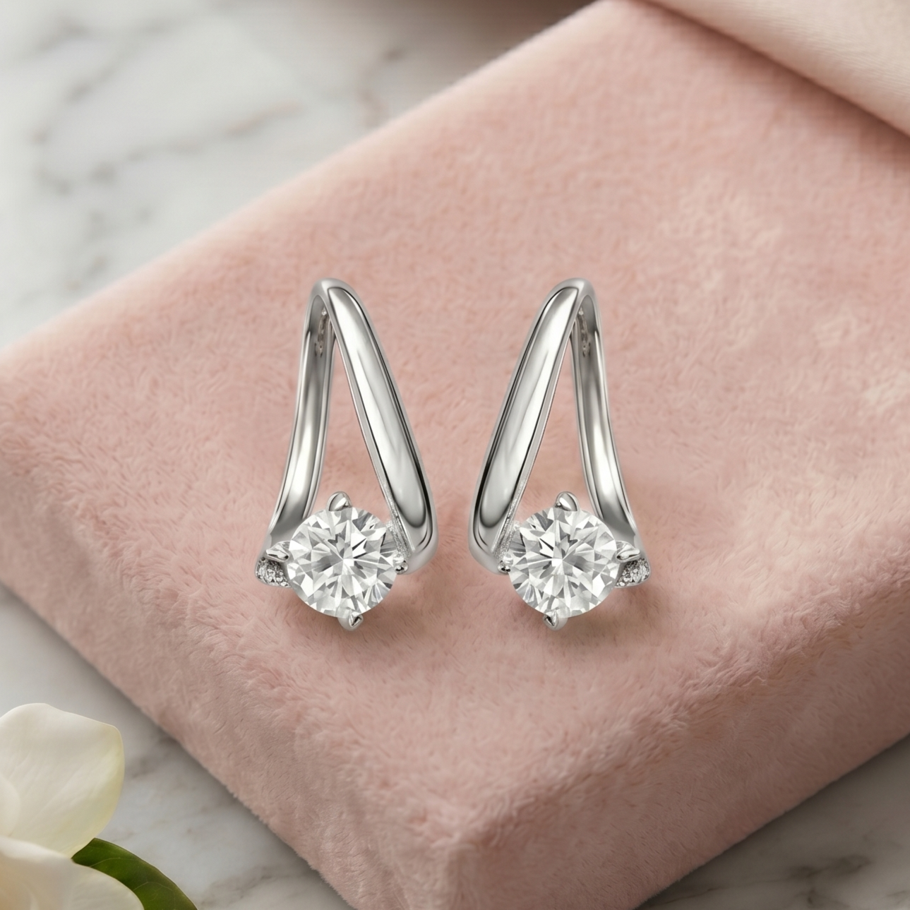 Sanya 0.5 CT Moissanite Diamond Stud Earrings